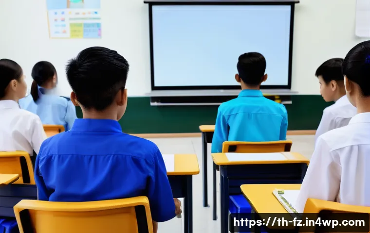 지식 합성 능력 개발을 위한 멀티미디어 활용 - A modern classroom scene in Thailand with diverse Thai students attentively watching an educational ...